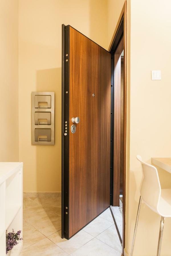 אתונה Safe Quiet Rooms In Apartment Close To Metro Station And Walk Acropolis מראה חיצוני תמונה